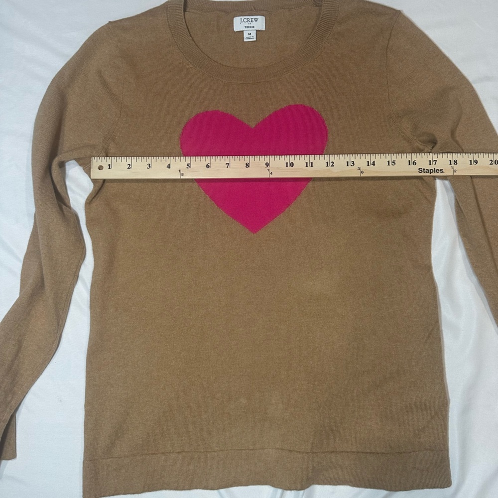 J. Crew Women's Light brown /Tan Long Sleeve w/ Pink Heart- medium- Cotton - Picture 5 of 14